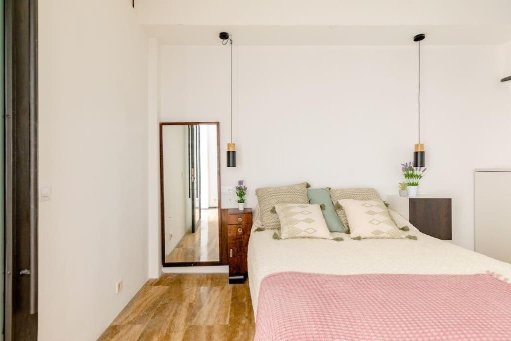 Cozy Loft Patio+Pool +Wifi Apartment Valencia Exterior photo
