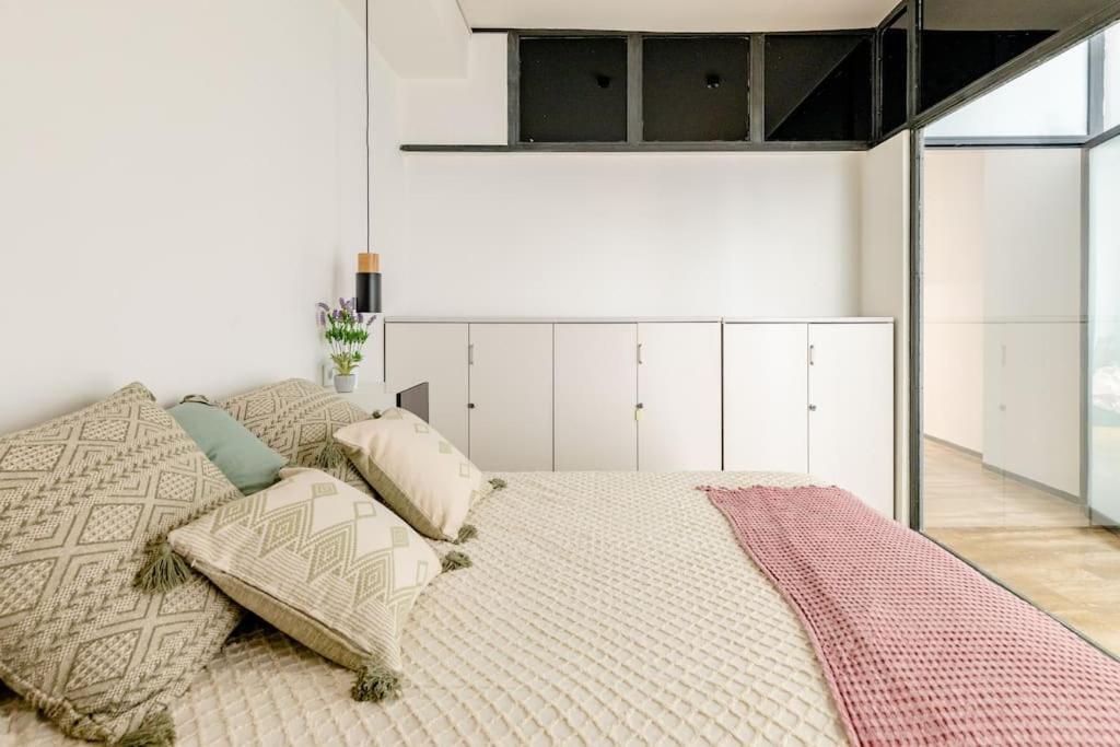 Cozy Loft Patio+Pool +Wifi Apartment Valencia Exterior photo