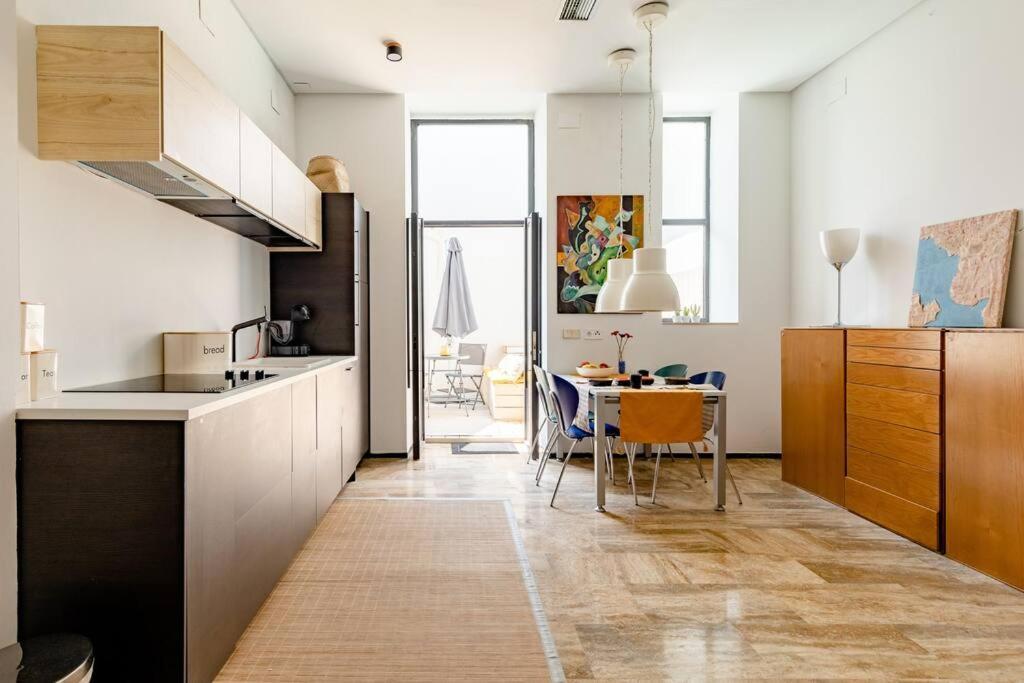 Cozy Loft Patio+Pool +Wifi Apartment Valencia Exterior photo